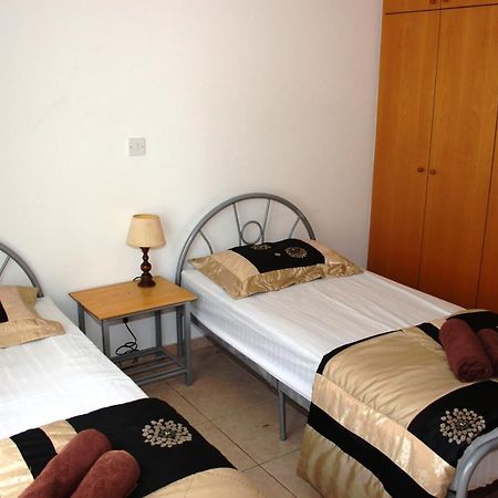 Chloraka Park D101 Apartment Paphos ภายนอก รูปภาพ