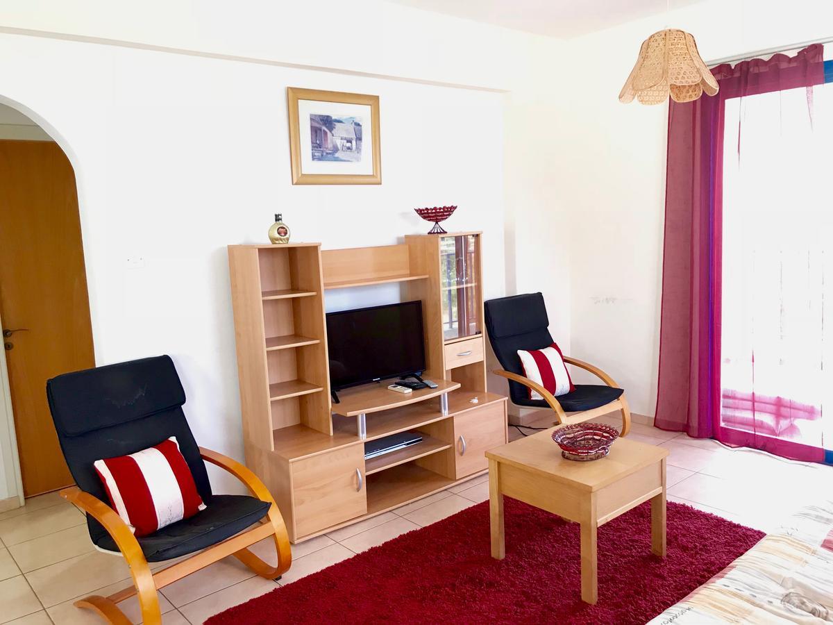 Chloraka Park D101 Apartment Paphos ภายนอก รูปภาพ